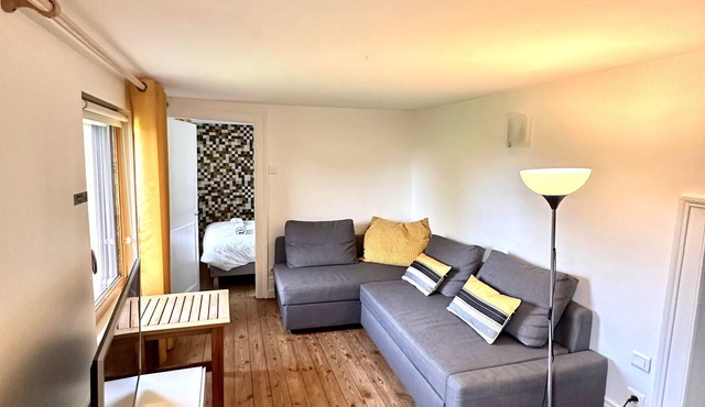 Gîte Les Oliviers – 4 people – 2 bedrooms – 1 bathroom – Indoor pool