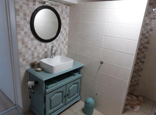 Gîte loft au bord de la Meuse avec jardin, terrasses et activités variées à Vilosnes-Haraumont - FR-1-585-81