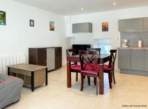 Gîte lumineux en Suisse Normande, animaux acceptés - FR-1-497-242