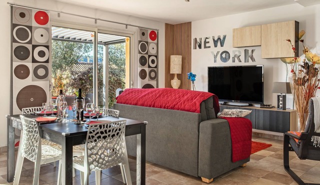 Gîte "Maguy Les Oliviers": Mountain View, Wi-Fi and Air Conditioning