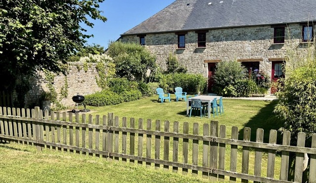 Gîte Manoir de Beaucron for 6 Guests