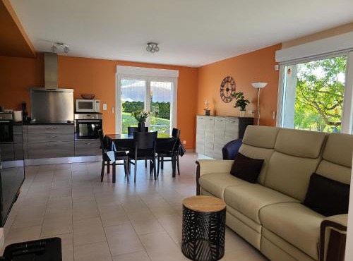 Gîte moderne avec accès indépendant, proche centre-ville et Thermes, terrasse et équipements inclus - FR-1-589-57