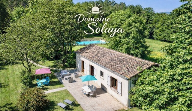 Gîte Nature: Private swimming-pool-Air-conditioning-Games-Horses-5hectares-Haras