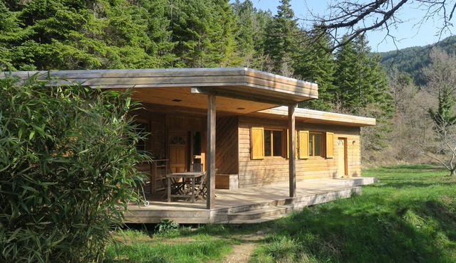 Gîte near Lac du Salagou in Hérault. Gîte des demoiselles in the heart of nature