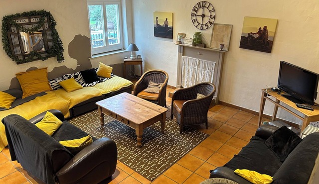Gîte near Pontivy and Lac de Guerlédan, ideal for convivial moments