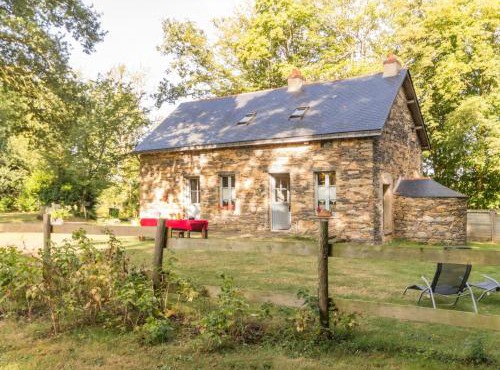 Gîte paisible en parc arboré, 3 ch., prox. Nantes/Rennes, équipements bébé, activités plein air - FR-1-306-1115