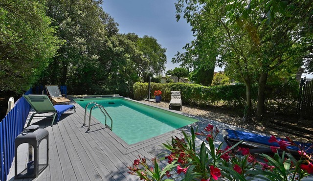 Gîte Pina - Gîte avec piscine partagée