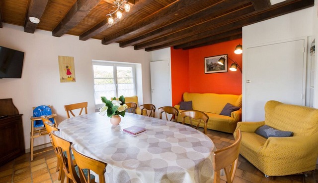 Gîte près zoo la Flèche 11 couch.+bébé Prix base132€/6per+18€per.sup 2.s.d.b.3wc