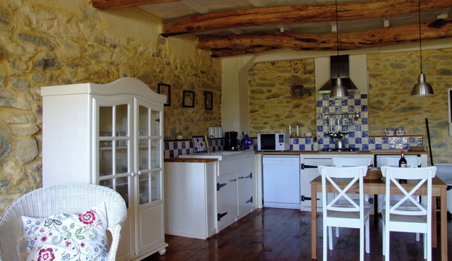 Gîte Pyrénées Les Trois Montagnes Sarousse