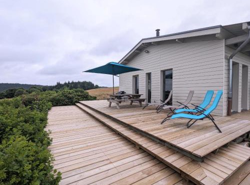 Gîte rénové avec terrasse, randonnées et activités culturelles en Haute-Loire - FR-1-582-470