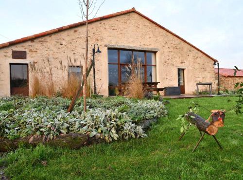 Gîte rénové avec piscine intérieure, accessible PMR, en plein cœur du Bocage Vendéen. - FR-1-426-536