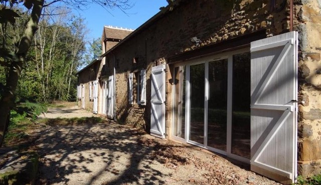 Gîte rénové en pleine campagne près du Mans : 5 chambres, terrasse, barbecue, accès Paris facile - FR-1-410-213