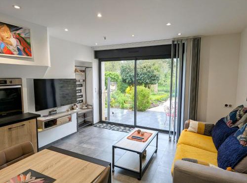 Gîte rénové avec terrasse ensoleillée et parking à Pierrefitte-sur-Aire - FR-1-585-136