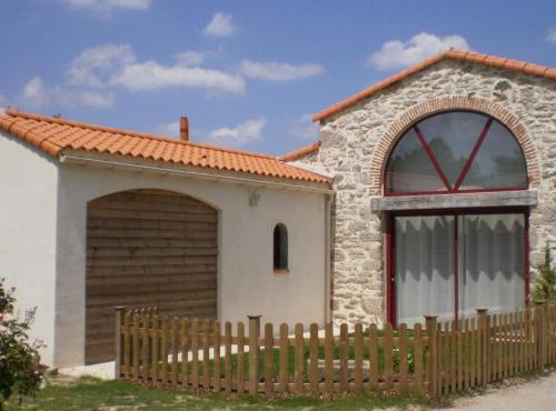 Gîte rénové mitoyen PMR, 3 chambres, terrasse, proche nature - FR-1-426-112