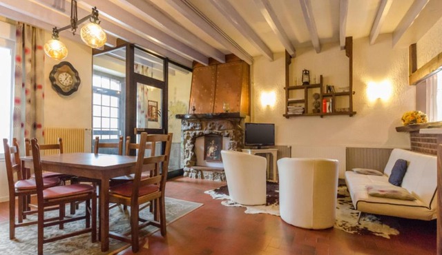 Gîte Saint-Hilaire-sous-Romilly, 4 pièces, 6 personnes - FR-1-543-72