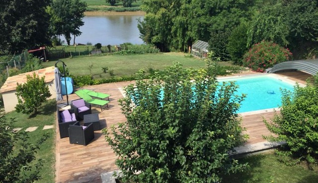 Gîte Saint-Sulpice-de-Faleyrens, 3 pièces, 4 personnes - FR-1-440-172