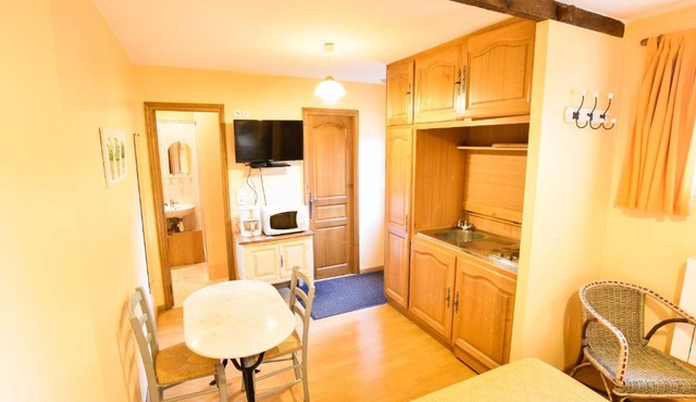 Gîte Sablé-sur-Sarthe, 1 pièce, 2 personnes - FR-1-410-351