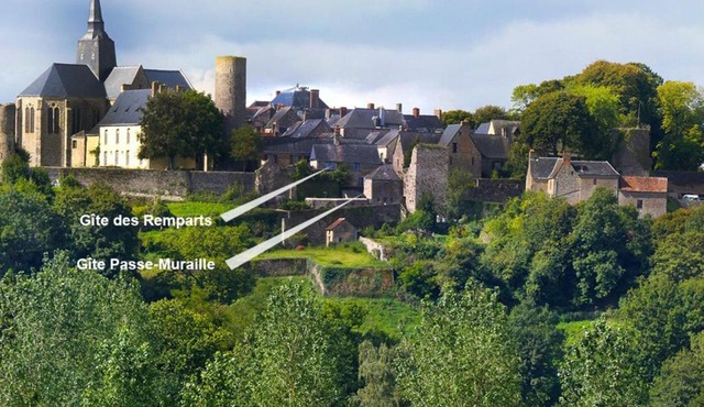 Gîte Sainte-Suzanne-et-Chammes, 2 pièces, 2 personnes - FR-1-600-116