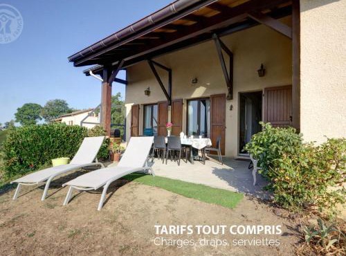 Gîte spacieux avec terrasse et jardin à Saint-Christo-en-Jarez - FR-1-496-204