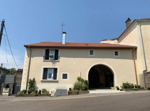 Gîte spacieux à Selles, 3 chambres, jardin, famille bienvenue - FR-1-583-516