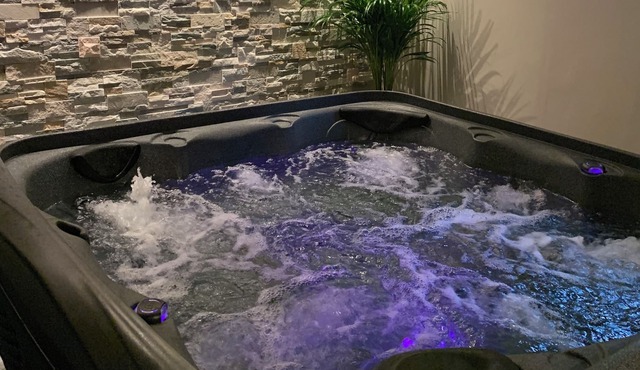 Gîte Tout Confort Avec Beau Jardin et SPA Situé à Yquebeuf 20 Minutes de Rouen