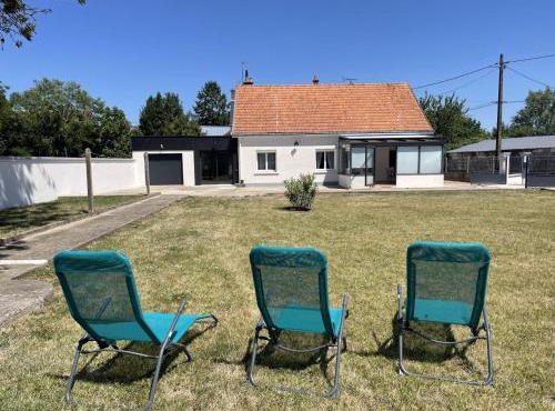 Gîte tranquille avec jardin à Savonnières - FR-1-381-634