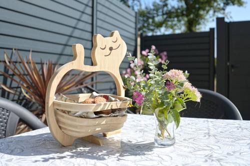 Gîte urbain au calme en rez de jardin proche Groupama stadium salle Arena EUREXPO Lyon