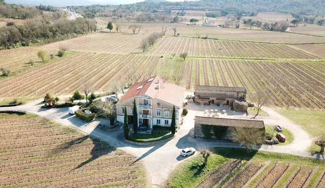 Gîte Vert D'olive. Gîte de Charme au Milieu des Vignes