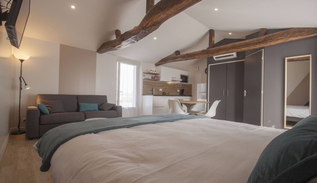 Gîte-Wet room-Countryside view