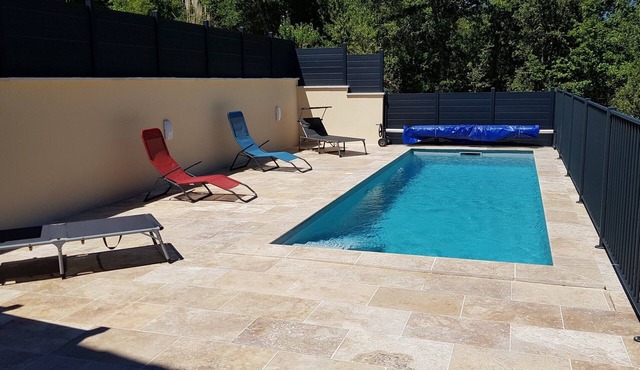 Gîtes Avec Piscine Entrée Séparée Étage Climatisé