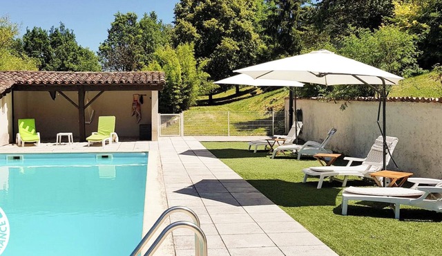Gîtes de France® - La Grande Maison de Pern