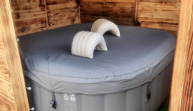 Gîtes de laTour 8 people "Jaccuzzi"