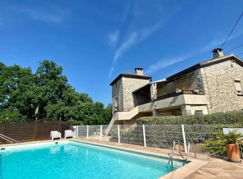 Gîtes Le Mas du Vieux Chêne