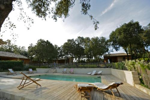 Gîtes "Les Cabanes de Carelle" entre Camargue et Cévennes