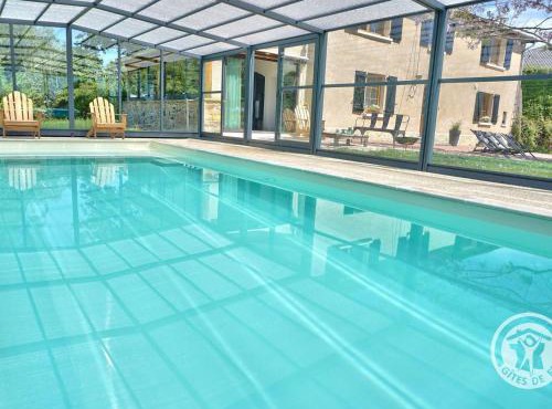 Gîtes spacieux avec piscine privative, sauna, animaux acceptés et parking, jusqu'à 18 personnes - FR-1-496-382