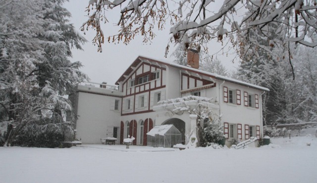 G1 Apartment with beautiful terrace between Grenoble and Chamrousse