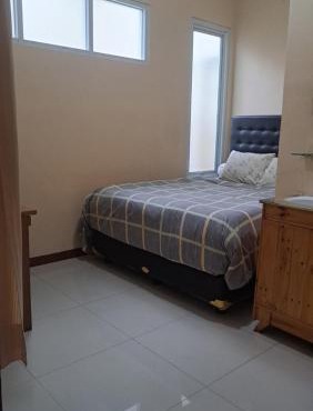 G10 Guest House Near Asia Afrika Bandung