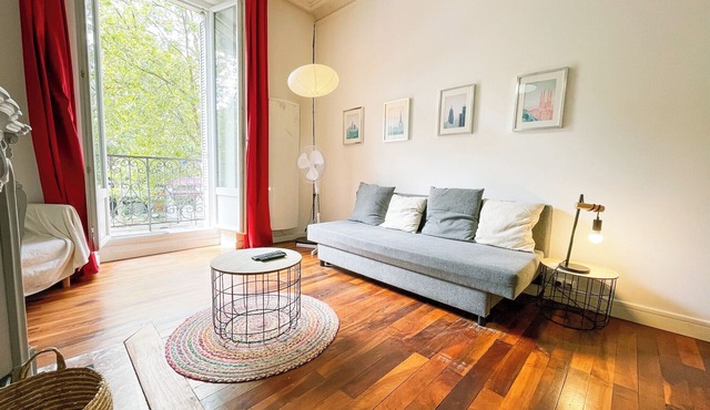 #G3 |The authentic 🏮| T2 downtown | Balcony, tramway