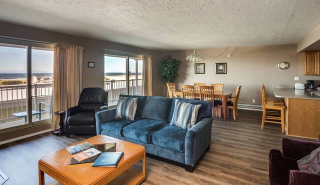 G622 1st Floor 2 Bedroom ocean view No Cleaning Fees