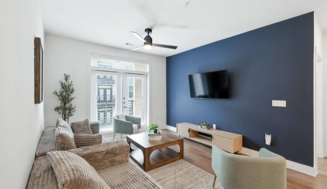 G68 2B Condo w/Pool, Gym&Golf-Sim by Traveller's Comfort in downtown Fort Worth