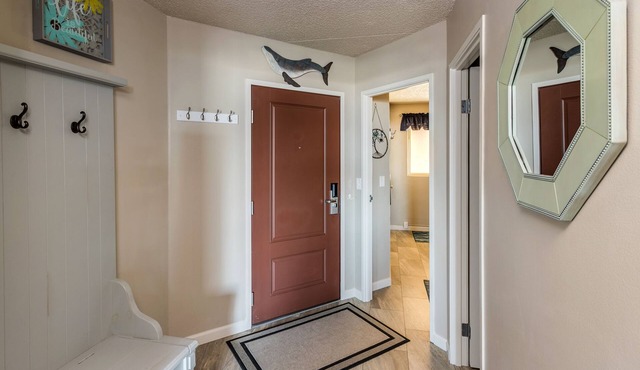 G696 1 Bedroom Loft 4th Floor No cleaning fees