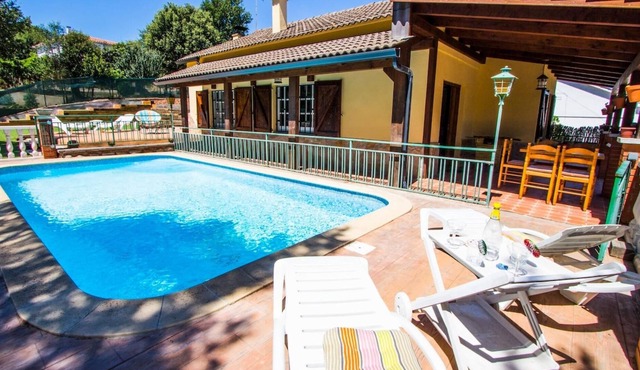 Gabino Santa Coloma 561.227 Villa Gloriosa