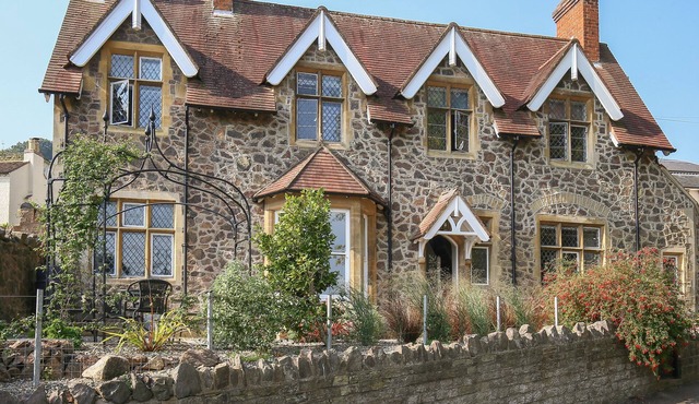 GABLE LODGE, family friendly, luxury holiday cottage in Malvern