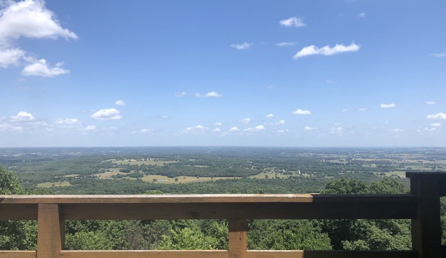 Gaither Mountain Cabin close to Compton, Ponca & Branson