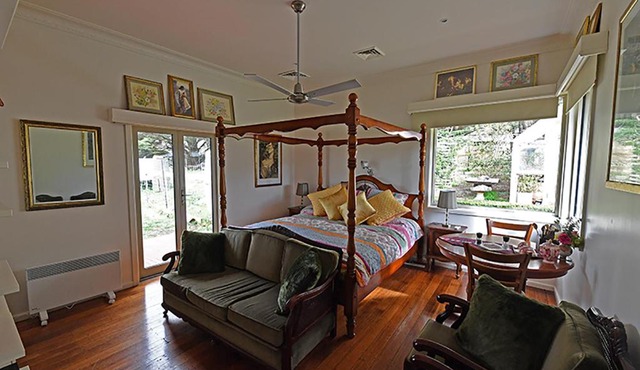 Galahad's Animal Sanctuary B&B