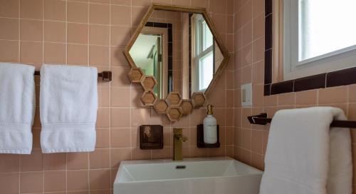 Gale River House - Boutique Hotel