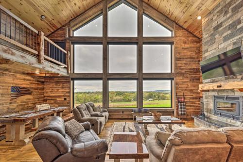 Galena Cabin w/Wraparound Porch & Game Room!