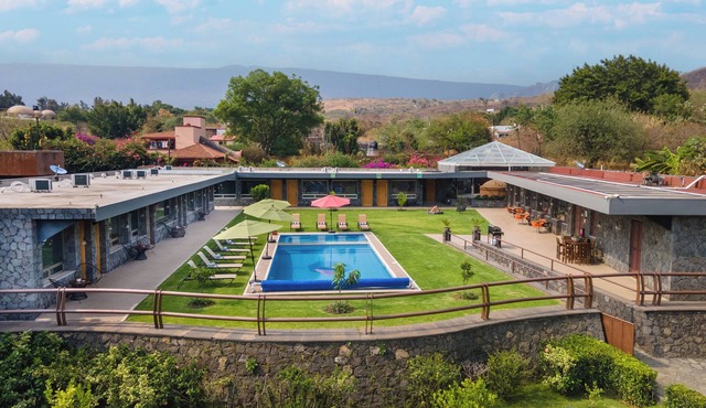 Gallaecia House in Tepoztlan 6 Bedrooms with breakfast included