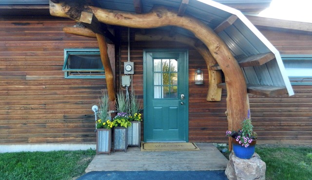 Gallatin River Cabin between Bozeman and Big Sky.