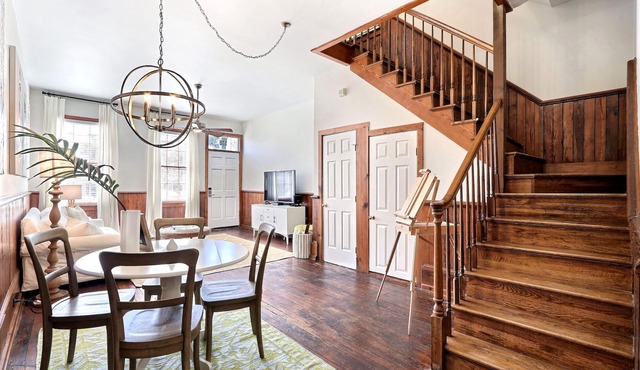 Gallery Stays - Spartina